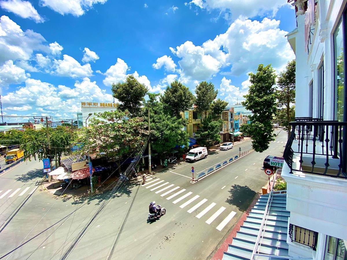 Phuong Nam Hotel Ap Tan An  Exteriör bild